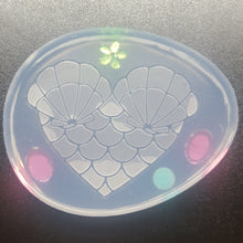 Load image into Gallery viewer, Etched Mermaid Heart Shell (1/8 Thick) Mold Made with Crystal Clear Platinum Silicone