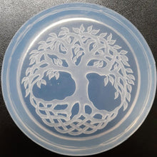 Load image into Gallery viewer, 2.5" Etched Celtic Tree of Life Crystal Clear Platinum Silicone Mold #2