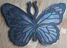 Load image into Gallery viewer, Holographic Molds Etched Butterfly Mold Made w/Crystal Clear Platinum Silicone