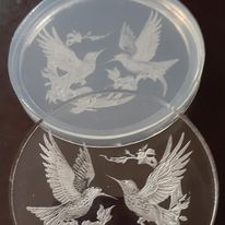 Load image into Gallery viewer, 3D Illusion Hummingbird Mold made w/Crystal Clear Platinum Silicone