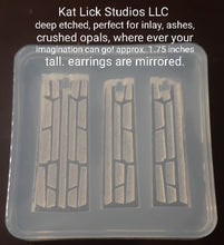 Load image into Gallery viewer, Deep Etched Pendant and Mirrored Earring Crystal Clear Silicone Mold
