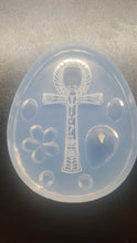 Load image into Gallery viewer, Etched Ankh Mold made with Crystal Clear Platinum Silicone