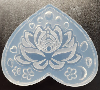 3.5 x 2.5 Etched Lotus Flower Mold Made w/Crystal Clear Platinum Silicone