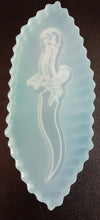Load image into Gallery viewer, 3inch Etched Dagger Mold Made w/Crystal Clear Platinum Silicone