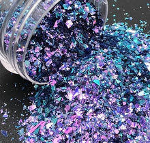 Load image into Gallery viewer, Daybreak Skies Color Shift Shards 1 gram pot