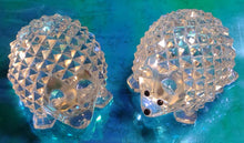 Load image into Gallery viewer, Approx. 2.5 inches long x 1 1/4 inches tall Faceted Hedgehog Mold