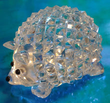 Load image into Gallery viewer, Approx. 2.5 inches long x 1 1/4 inches tall Faceted Hedgehog Mold