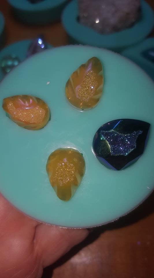 Druzy Silicone Mold for Resin, Soaps, Clay, and Casting.