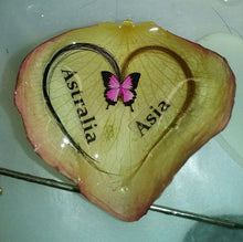 Load image into Gallery viewer, Custom Made Human and Pet Memorial Pieces Made From Ashes, Hair, or Flowers!