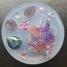 Load image into Gallery viewer, Unicorn Druzy Mold Made with Platinum SIlicone.