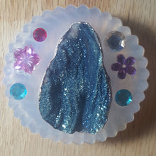 Load image into Gallery viewer, Large Druzy Teardrop Silicone Mold.