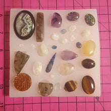 Load image into Gallery viewer, Various Sized Cabs Platinum Silicone Mold