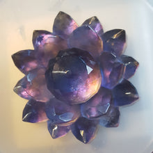 Load image into Gallery viewer, Princely Purple Color Shift Powder 2 grams