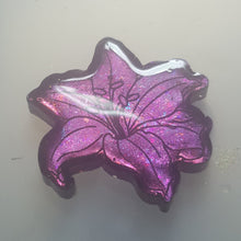 Load image into Gallery viewer, Etched Lotus and Lily Flowers with a Flower Bezel Crystal Clear Platinum Silicone Mold