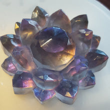 Load image into Gallery viewer, Princely Purple Color Shift Powder 2 grams