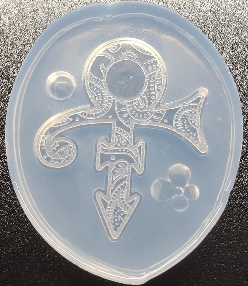 2.5 x 2 Cut to Shape & Etched Paisley Prince Symbol Mold Made w/Crystal Clear Platinum Silicone