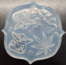 Load image into Gallery viewer, Etched Little Green Baby Aliens, Heart Key, and Pot Leaf Mold Made with Crystal Clear Platinum Silicone